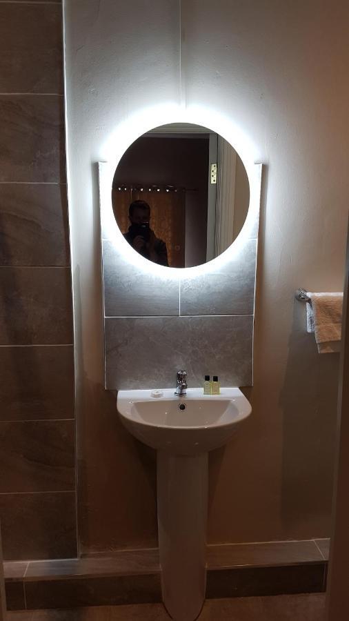 The Bounty Bar Guesthouse Trim Zewnętrze zdjęcie